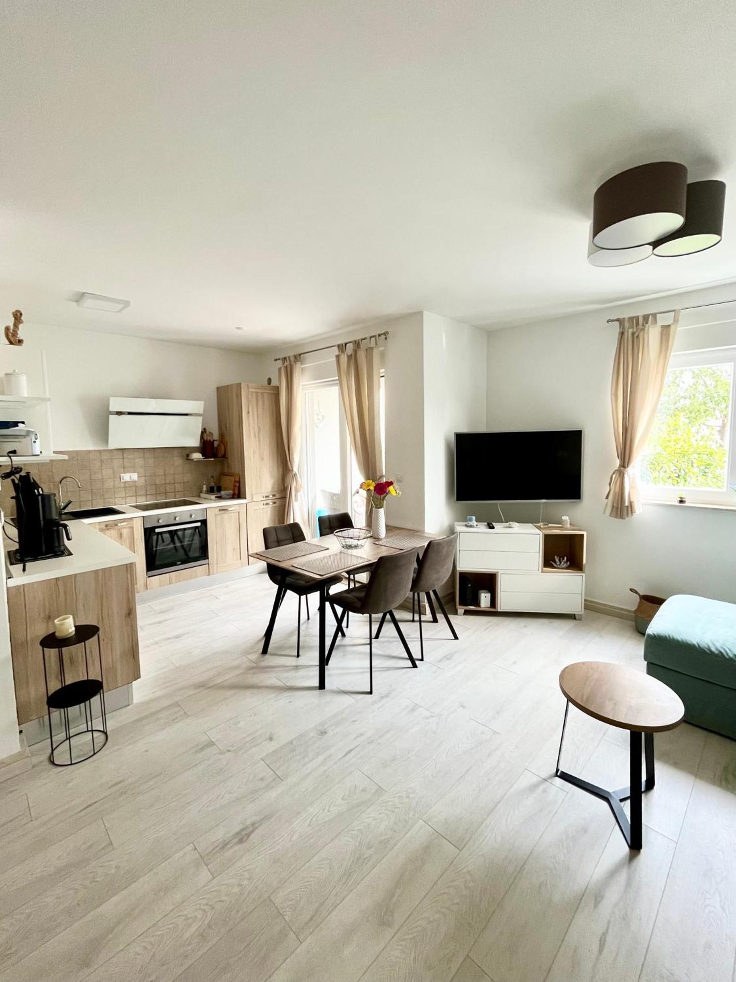 Apartment Laura Podstrana Dış mekan fotoğraf